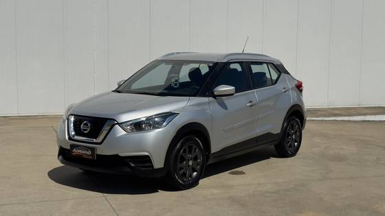 NISSAN KICKS 1.6 16V FLEXSTART S 4P XTRONIC NISSAN KICKS 1.6 16V FLEXSTART S 4P XTRONIC
